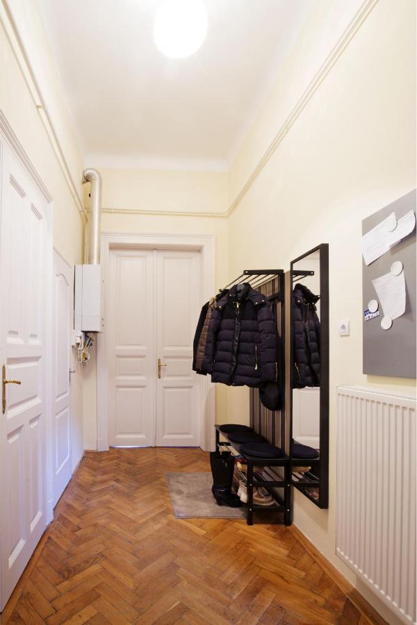 A54: Charming Apartment In The Ruin Bar District Budapest Exterior foto