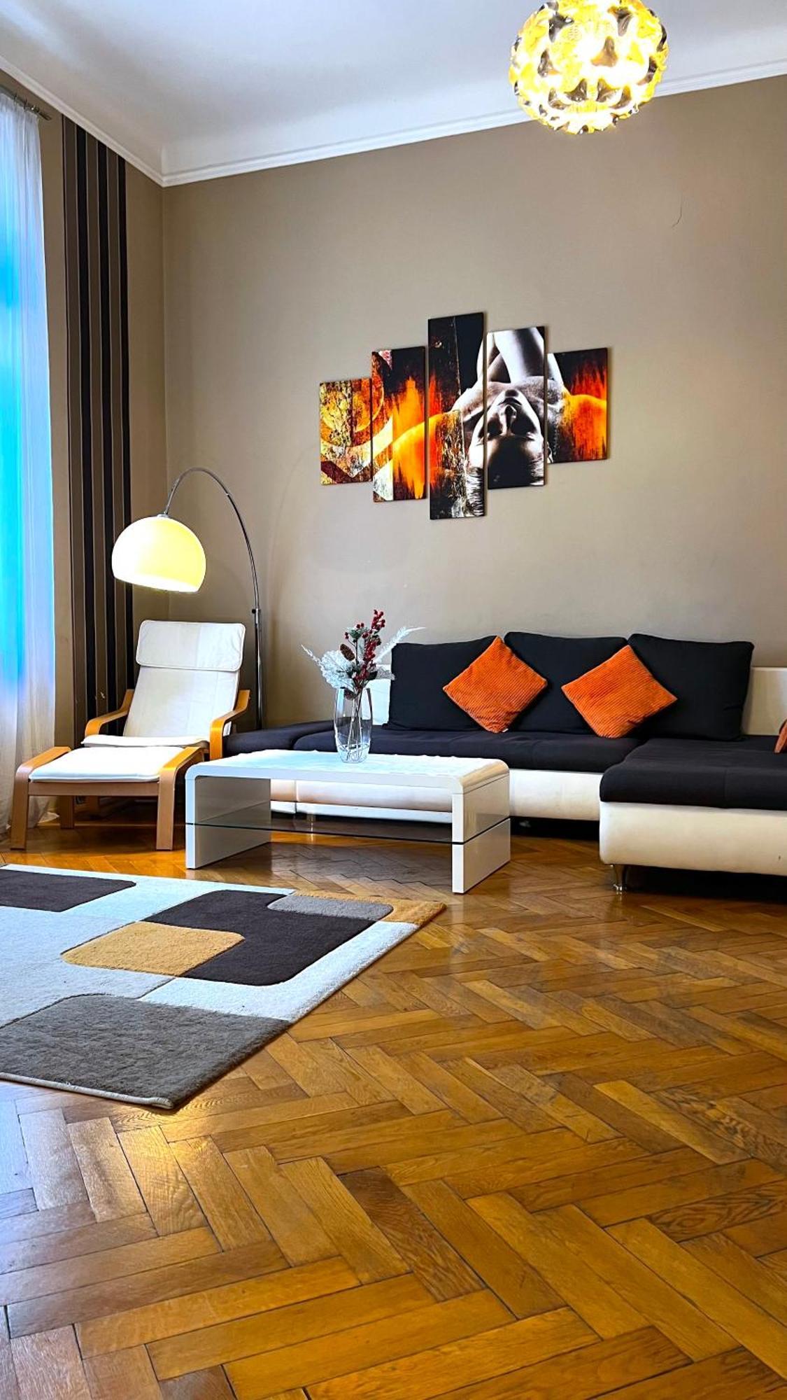 A54: Charming Apartment In The Ruin Bar District Budapest Exterior foto